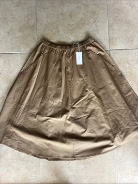 Medium Vince Women's A-Line Midi Skirt in Tan